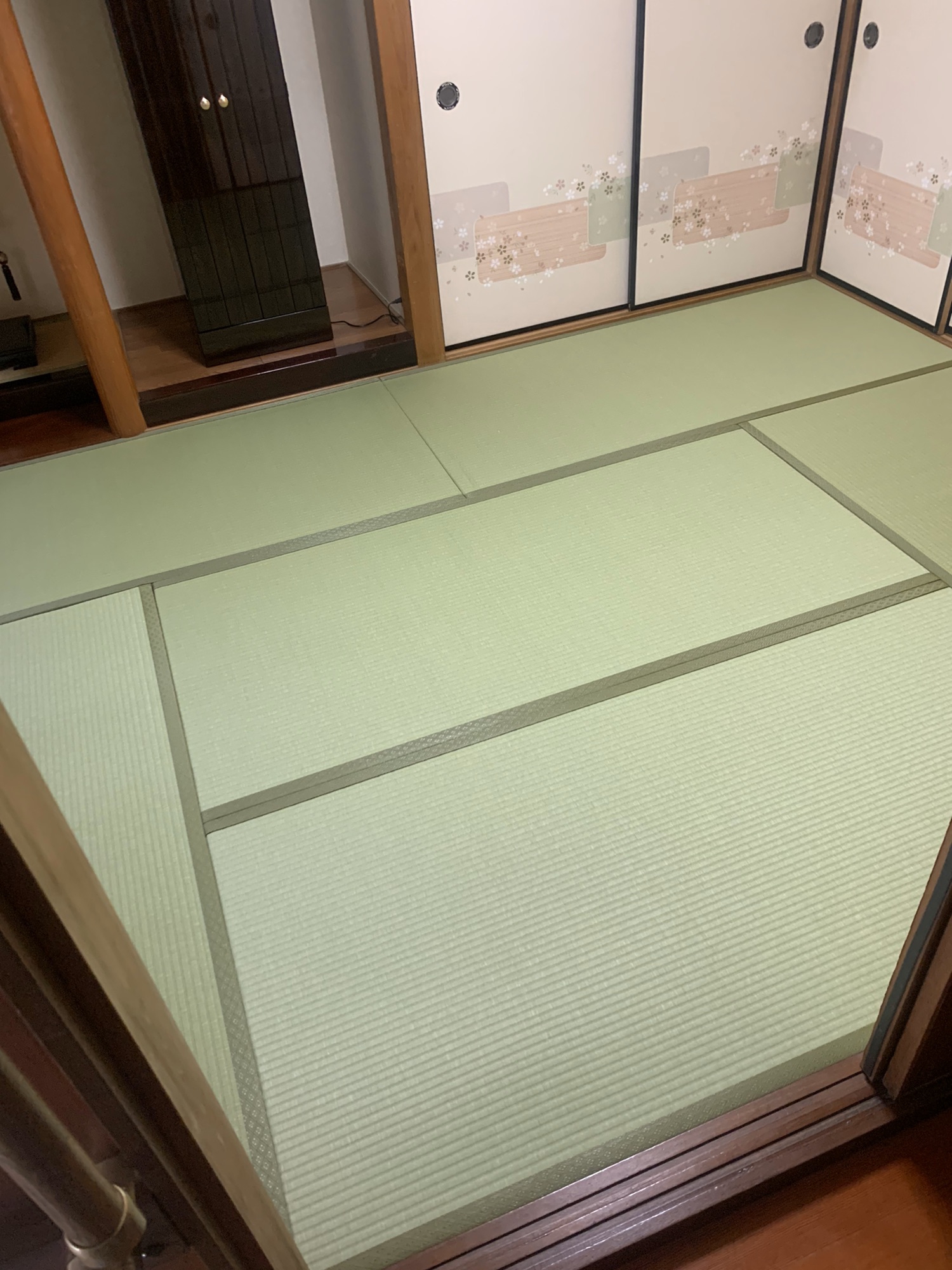 和室と縁無し市松柄畳